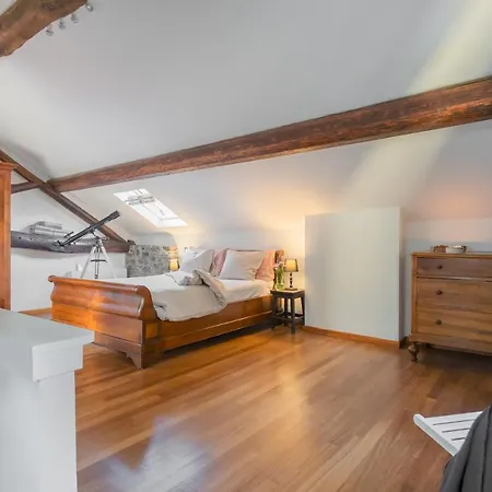 Emily's House - Authentic By Rent * Torno