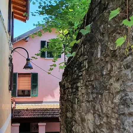 Emily's House - Authentic By Rent Apartamento Torno