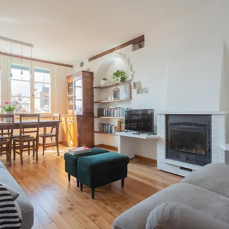 Emily's House - Authentic By Rent *