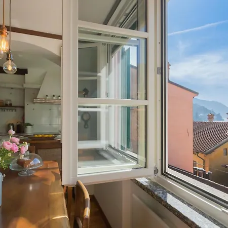 Emily's House - Authentic By Rent Apartamento Torno