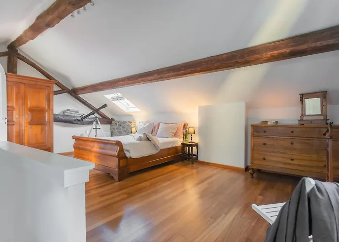 Emily's House - Authentic By Rent Apartament *