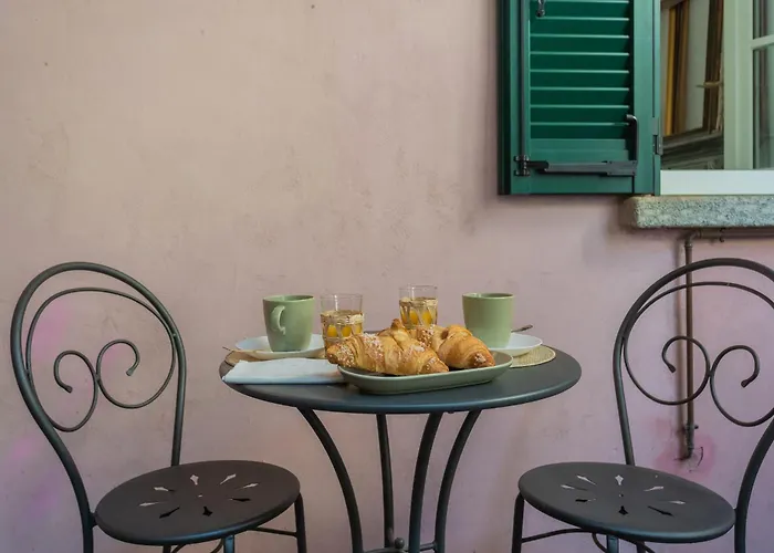 Emily's House - Authentic By Rent