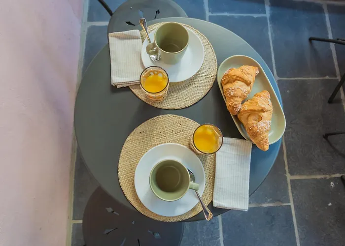 Emily's House - Authentic By Rent Apartament