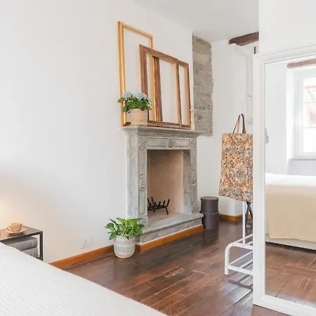 דירה Emily's House - Authentic By Rent *