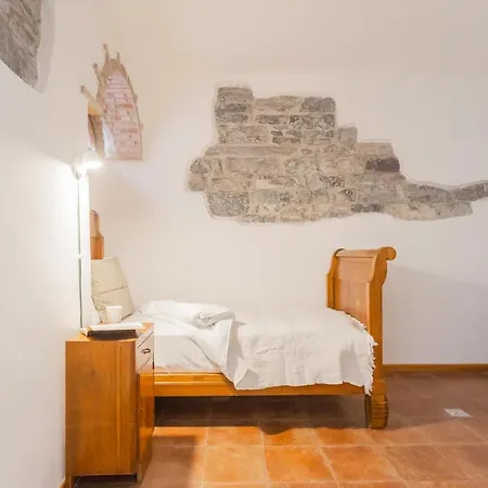 דירה Emily's House - Authentic By Rent